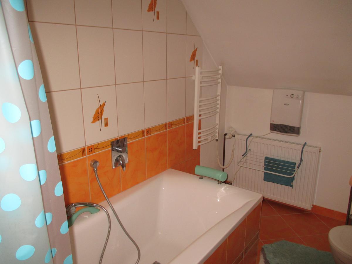 Appartamento Rd Cerncin Bucovice Esterno foto